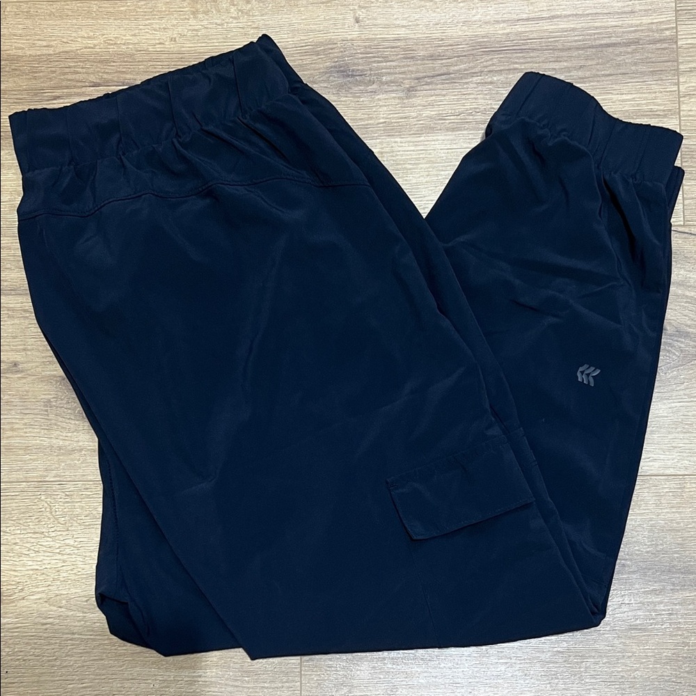 All in Motion Women’s Black Cargo Jogger Pants - Size XL